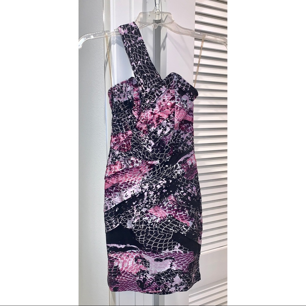 Lipsy London capture dress